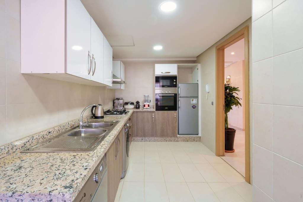 2 Bedrooms Fully Equipped Appartamento